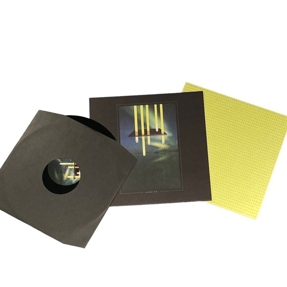 survive - RR7349 - Vinyl Record - Picture 3 of 5